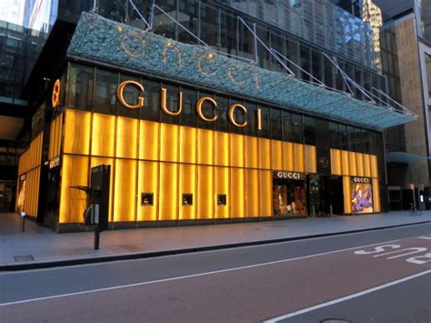 gucci company net worth.